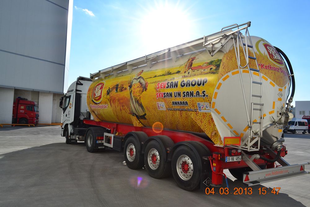 Şevsan Un bulk flour tanker ready for dispatch